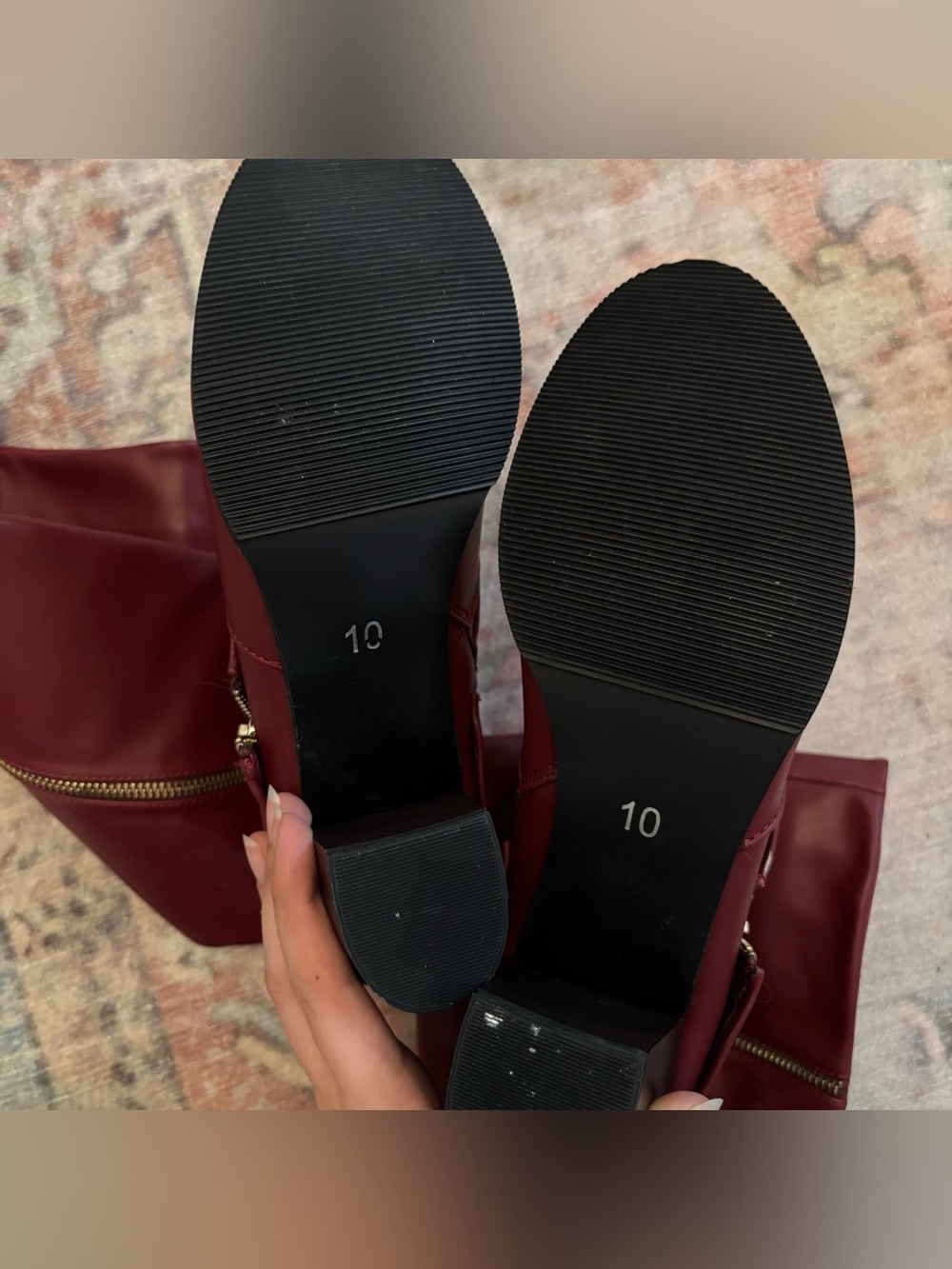 Tall red/burgundy faux leather boot with gold zipper - Picture 4 of 6